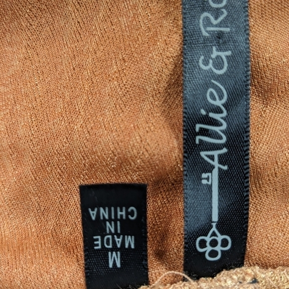 Allie & Rob women's long sleeve stretch knit razer cut design sz m open front b6 - Picture 3 of 9